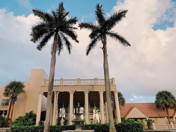Gallery - Miami Gardens Inn & Suites