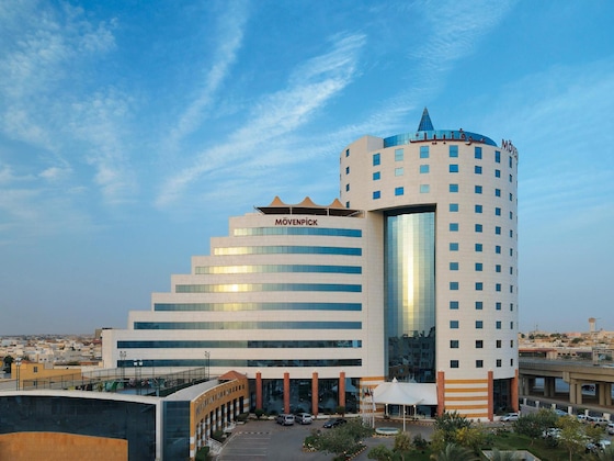 Gallery - Mövenpick Hotel Qassim