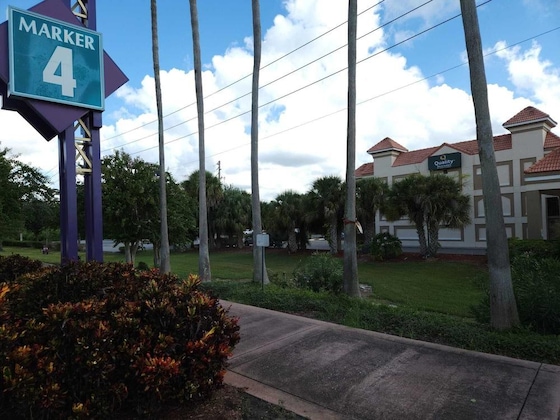Gallery - Quality Inn & Suites Kissimmee By The Lake