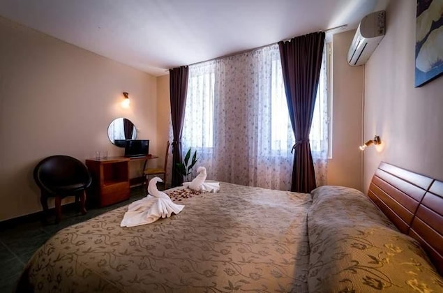 Gallery - Hotel Kavkaz Golden Dune