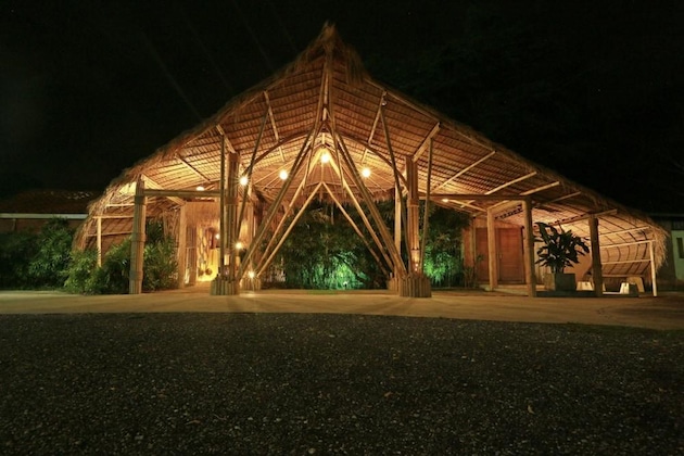 Gallery - ChiCChiLL Eravana