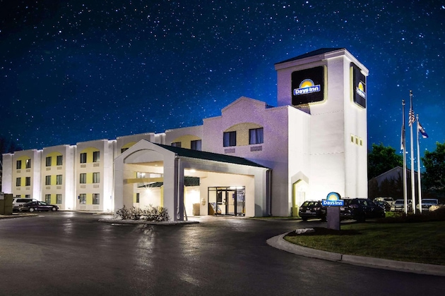 Gallery - Days Inn By Wyndham Blue Springs