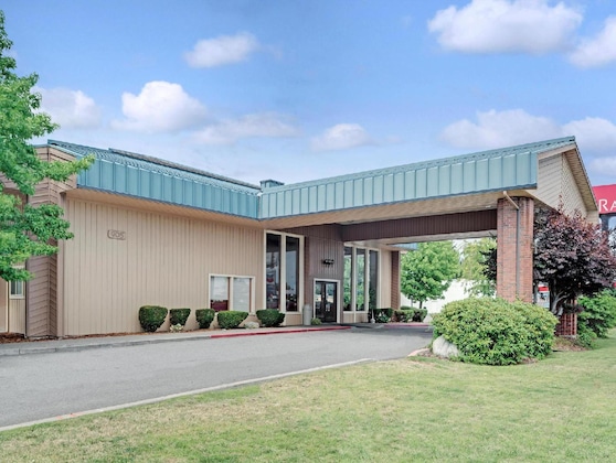 Gallery - Ramada By Wyndham Spokane Valley