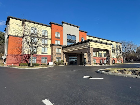 Gallery - Best Western Plus Harrisburg East Inn & Suites