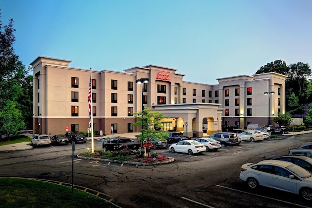 Gallery - Hampton Inn & Suites Parsippany North