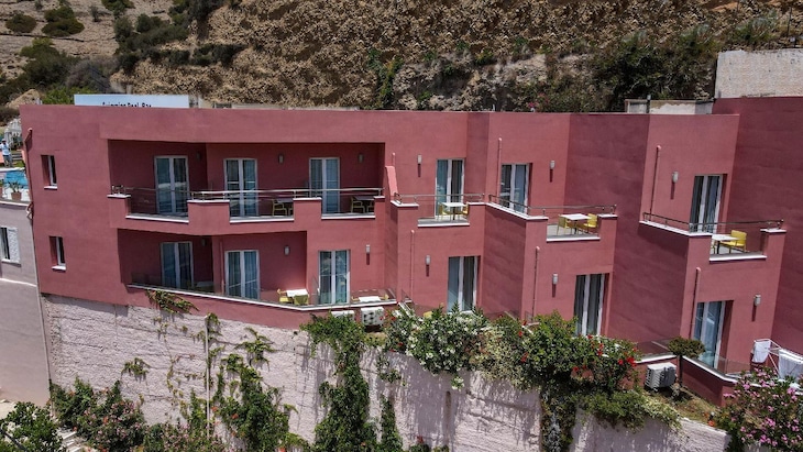 Gallery - Petra Hotel
