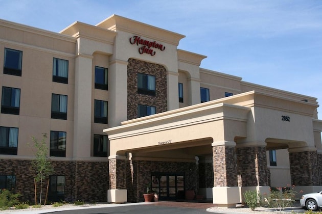 Gallery - Hampton Inn Las Vegas North Speedway