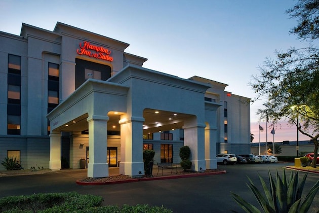 Gallery - Hampton Inn & Suites Las Vegas Airport