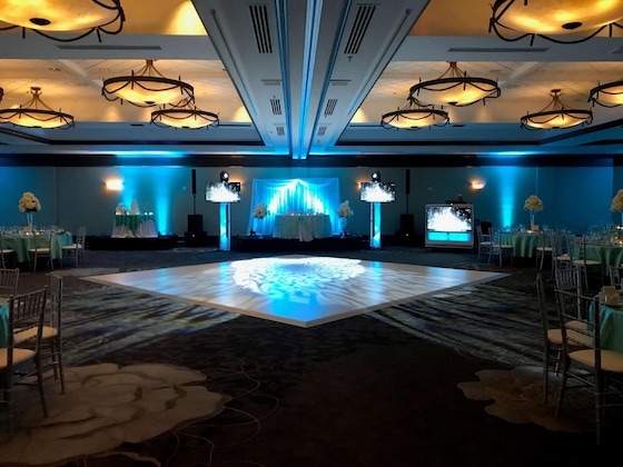 Gallery - Hilton Orange County Costa Mesa