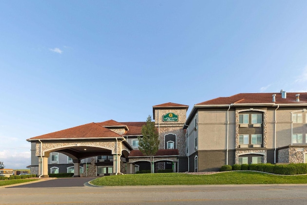 Gallery - La Quinta Inn & Suites by Wyndham Olathe