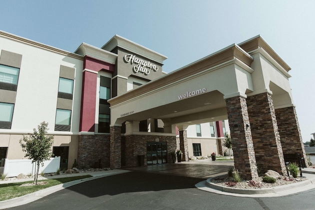 Gallery - Hampton Inn Bismarck