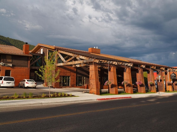 Gallery - 49'Er Inn & Suites
