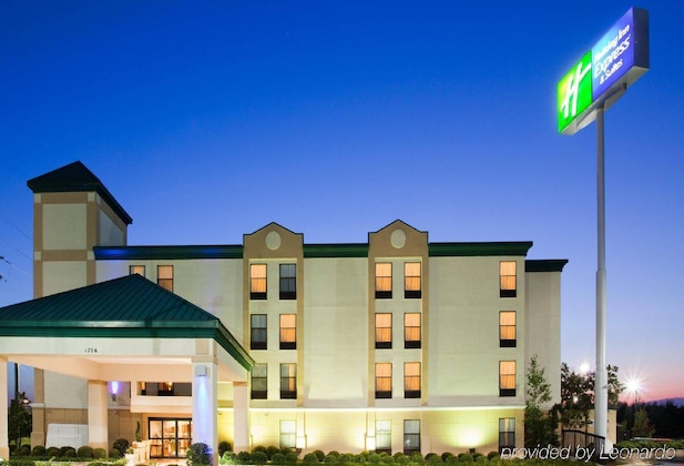 Gallery - Four Points By Sheraton Fayetteville Fort Liberty