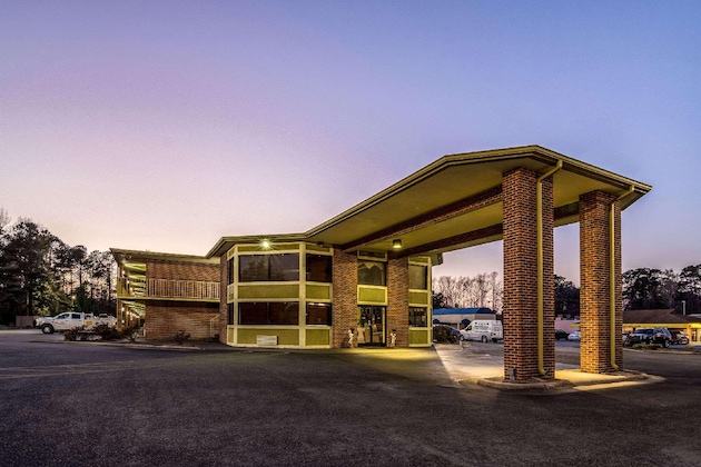 Gallery - Econo Lodge