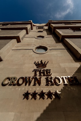 Gallery - Crown Suites