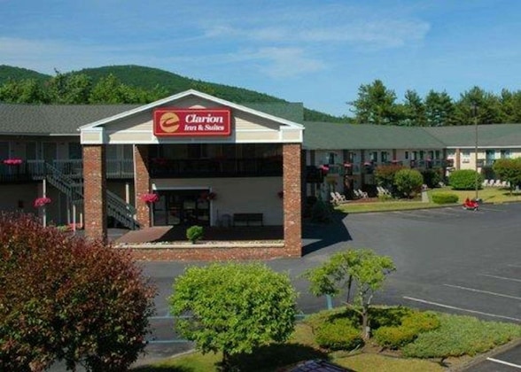 Gallery - Clarion Inn & Suites At The Outlets Of Lake George