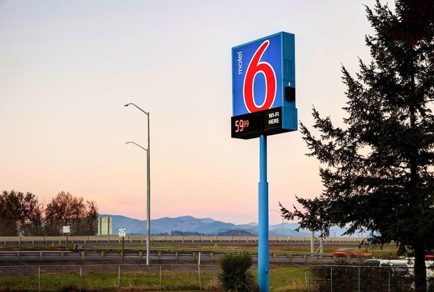 Gallery - Motel 6 Portland East - Troutdale