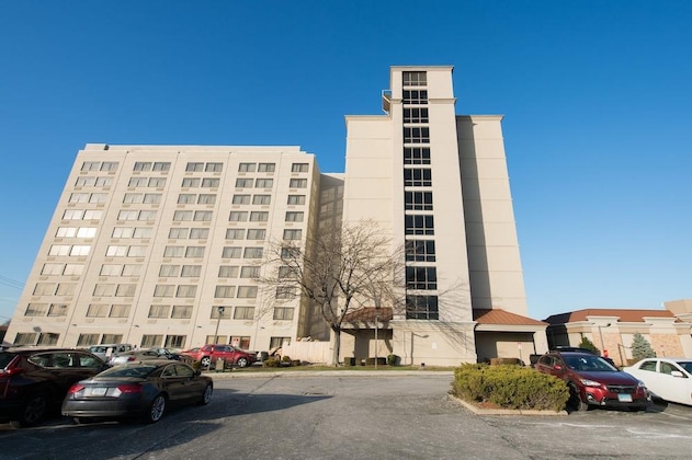 Gallery - Holiday Inn Newark International Airport-North