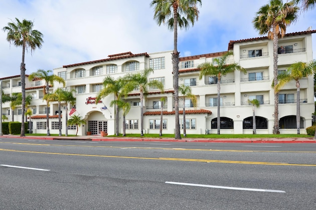 Gallery - Hampton Inn & Suites San Clemente