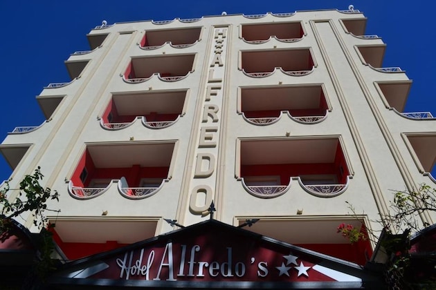 Gallery - Hotel Alfredo's