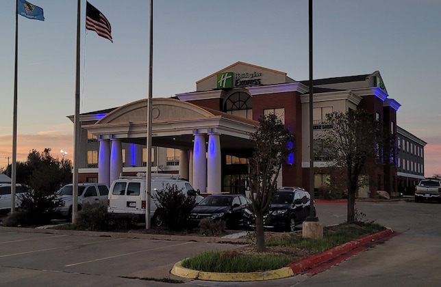 Gallery - Holiday Inn Express Hotel & Suites Enid - Highway 412 By Ihg