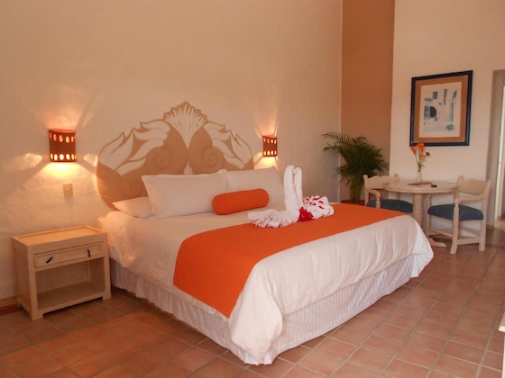Gallery - Flamingo Vallarta Hotel & Marina