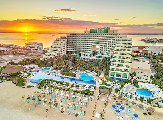 Gallery - Live Aqua Beach Resort Cancun