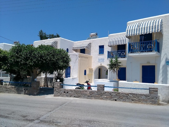 Gallery - Damias Village