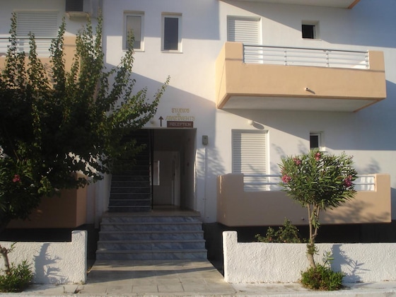 Gallery - Peters Kool Pool Apts