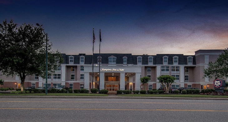 Gallery - Hampton Inn & Suites Williamsburg Richmond Rd.