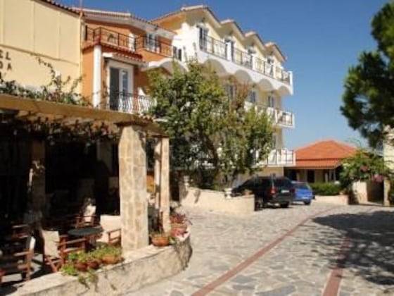 Gallery - Locanda Beach Hotel