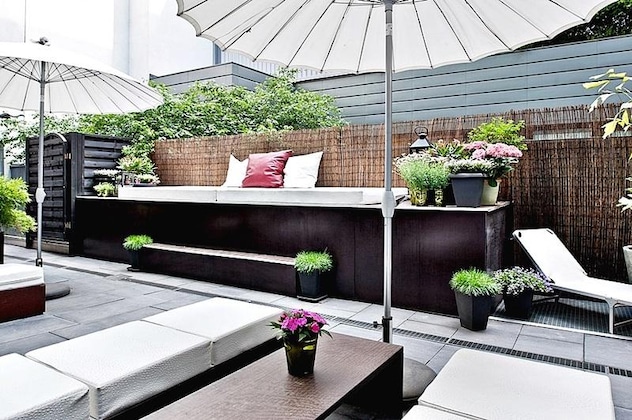 Gallery - Hotel Q