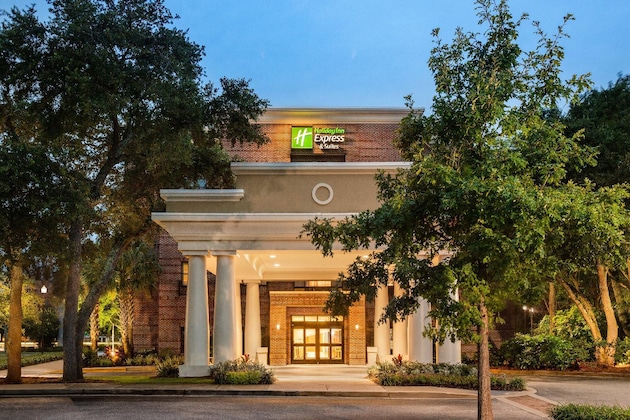 Gallery - Holiday Inn Express & Suites Mt. Pleasant By Ihg