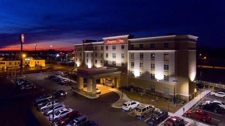 Gallery - Hampton Inn Lumberton