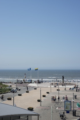 Gallery - Amsterdam Beach Hotel
