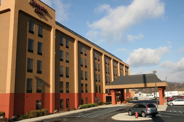 Gallery - Hampton Inn Altoona