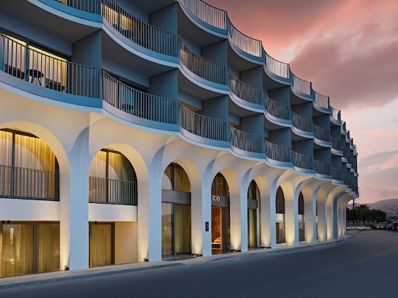 Gallery - Niko Seaside Resort - Mgallery