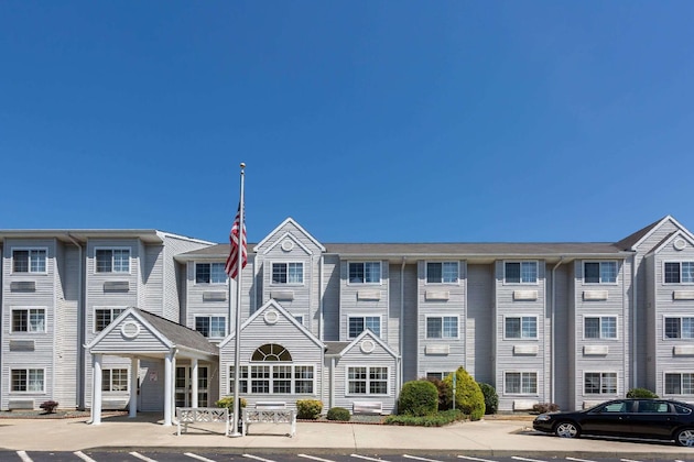 Gallery - Microtel Inn & Suites By Wyndham Hillsborough