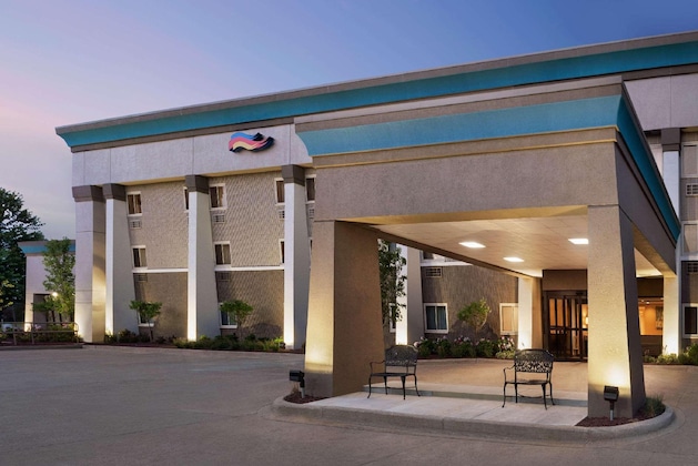 Gallery - Baymont By Wyndham Mt. Pleasant