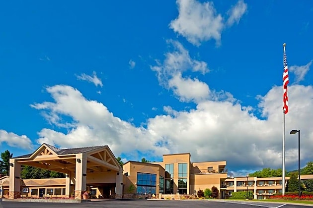 Gallery - Holiday Inn Resort Lake George - Adirondack Area By Ihg