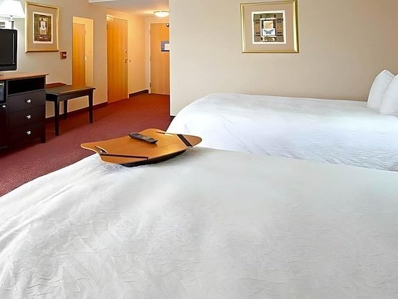 Gallery - Hampton Inn Massillon