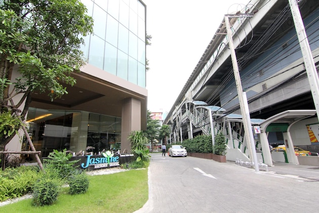 Gallery - Jasmine Resort Hotel Bangkok Bts Phrakhanong