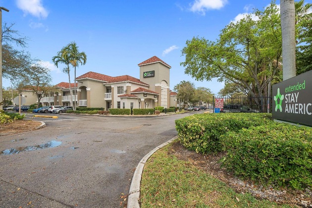 Gallery - Extended Stay America Miami Airport Blue Lagoon