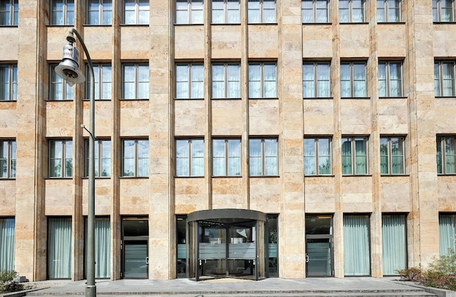 Gallery - The Posthouse Berlin Potsdamer Platz – Leonardo Limited Edition