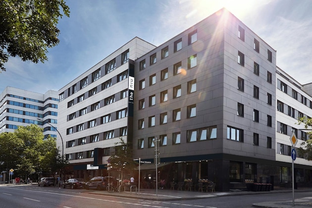 Gallery - Holiday Inn - the niu, Fusion Hamburg St. Georg