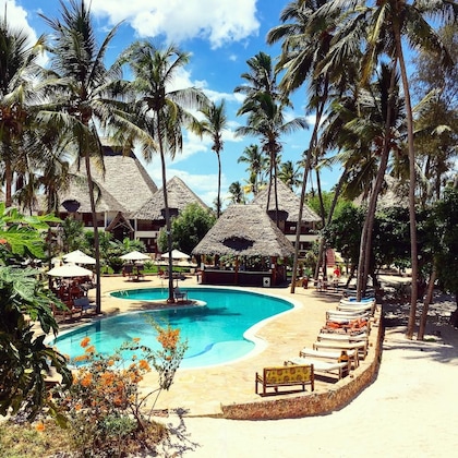 Gallery - Paradise Beach Resort