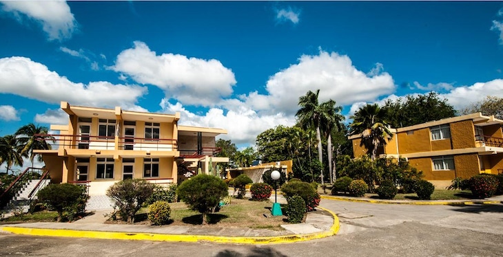 Gallery - Villa Bayamo