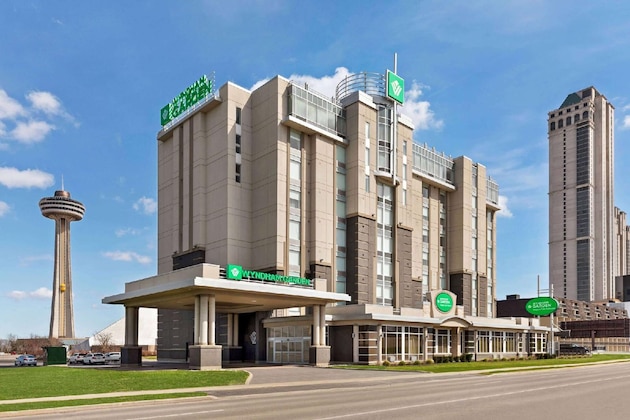 Gallery - Wyndham Garden Niagara Falls Fallsview