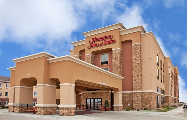Gallery - Hampton Inn & Suites Aberdeen