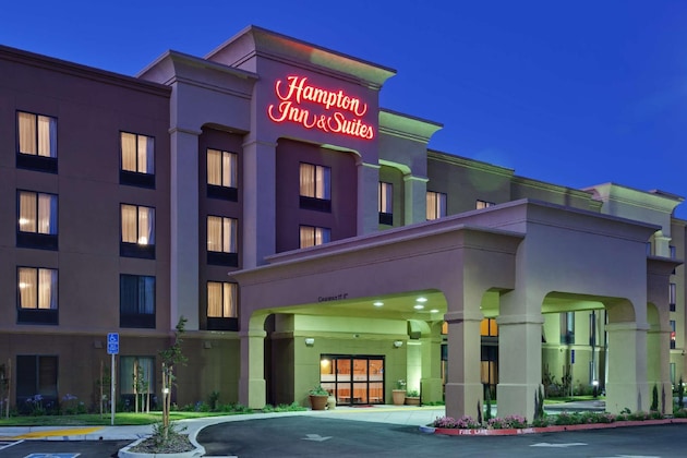 Gallery - Hampton Inn & Suites Fresno-Northwest